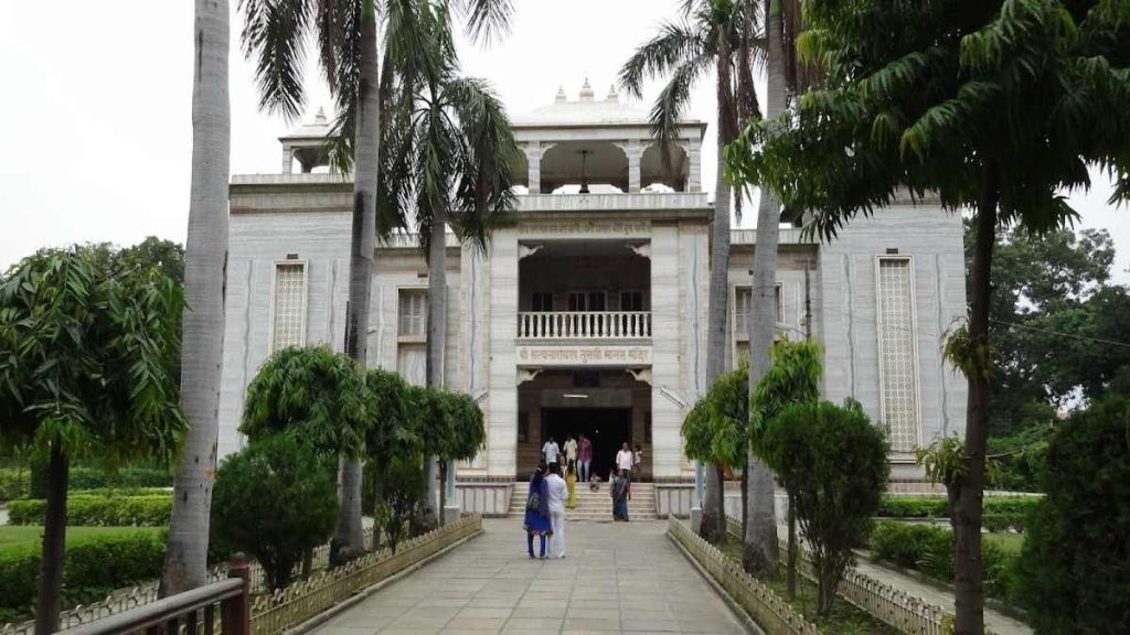 Tulsi-Manasa-Temple Tulsi Manasa Temple