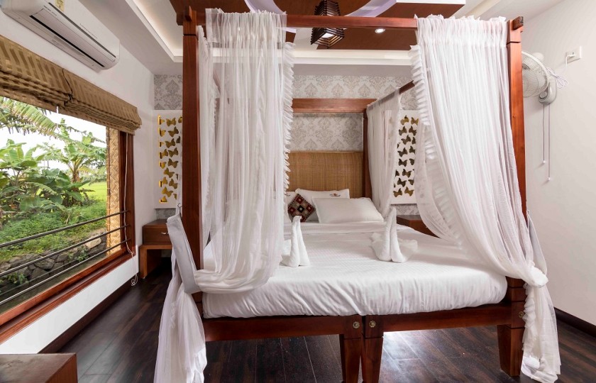 palazhi-boat-bed-room palazhi boat bed room
