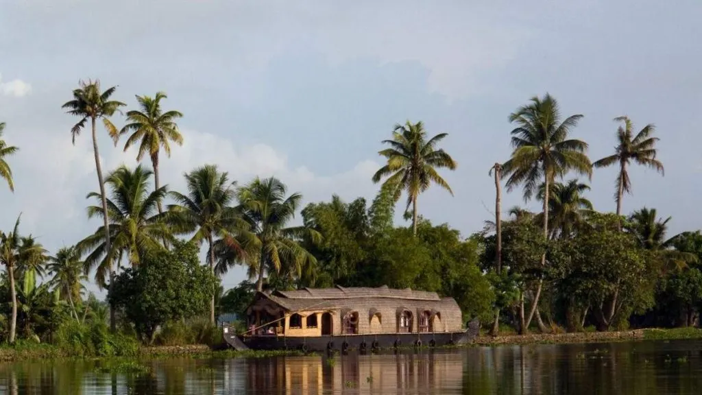 Lesser-Known-Places-to-Visit-Near-Kerala