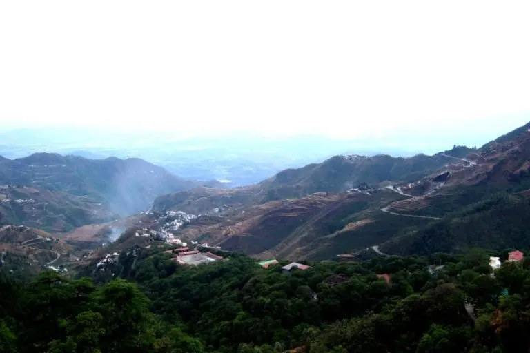 Tourist-Places-Hill-Stations-to-Visit-Near-Dehradun