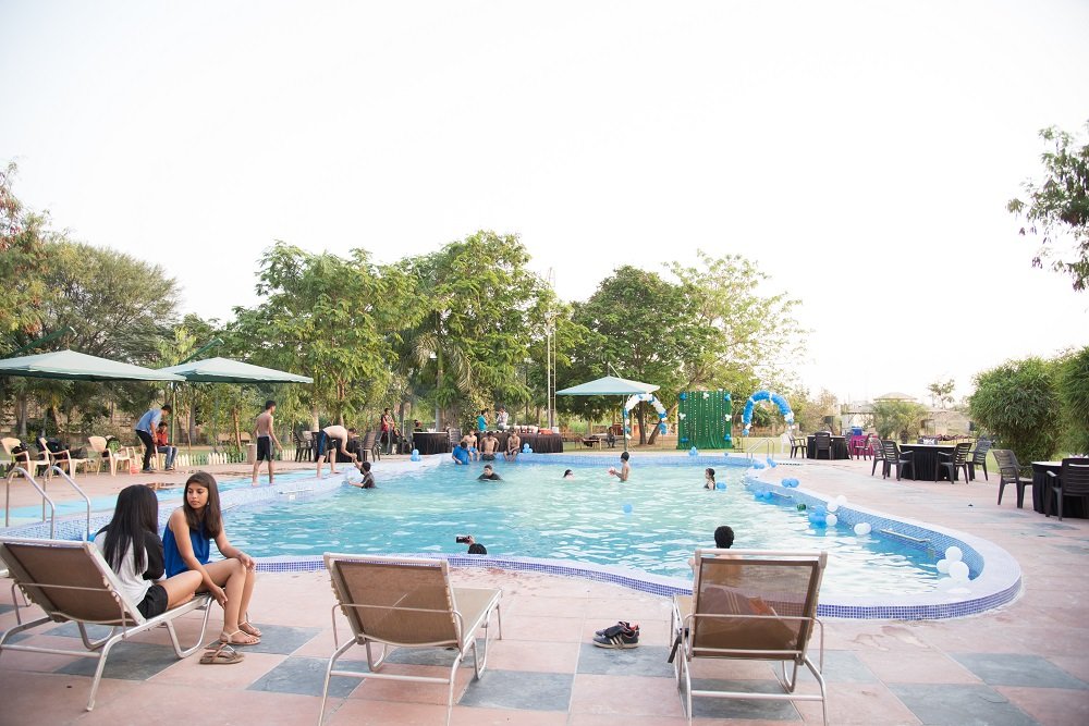 santi suman resort