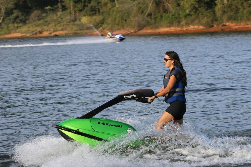 water-activities-tehri-lake water-activities-tehri-lake